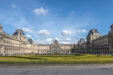 Musée du Louvre - pyramide - cour carrée
