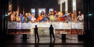 Vue de l'exposition 3 "Renaissance. De Vinci, Raphaël, Michel-Ange" - Atelier des Lumières